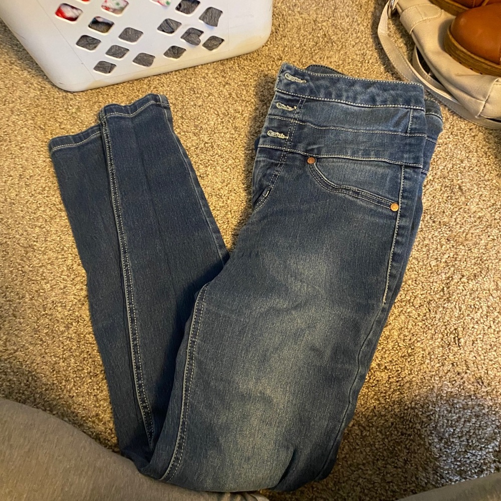 Skinny jeans